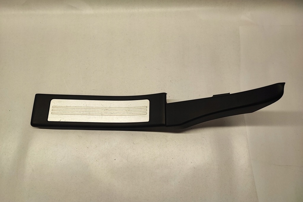 фото №12, Задня права молдинг декоративна поріг jaguar xf x250 8x23f13244ag 3.0l дизель