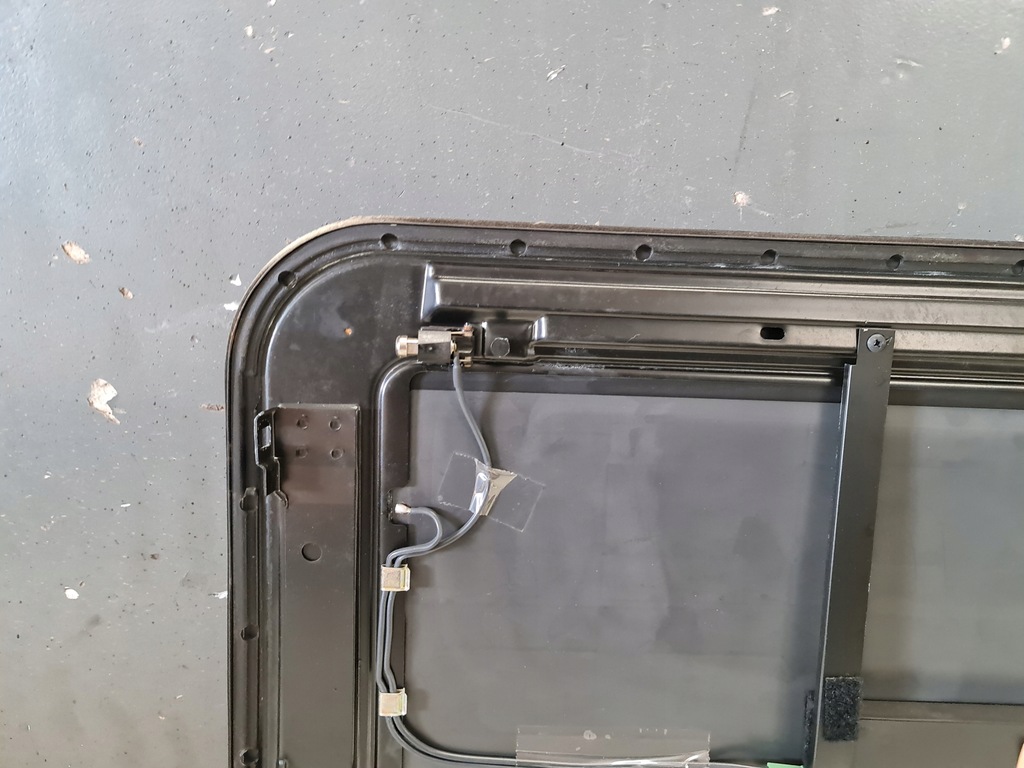 фото №9, Люк стекло audi a8 d2 przed fl