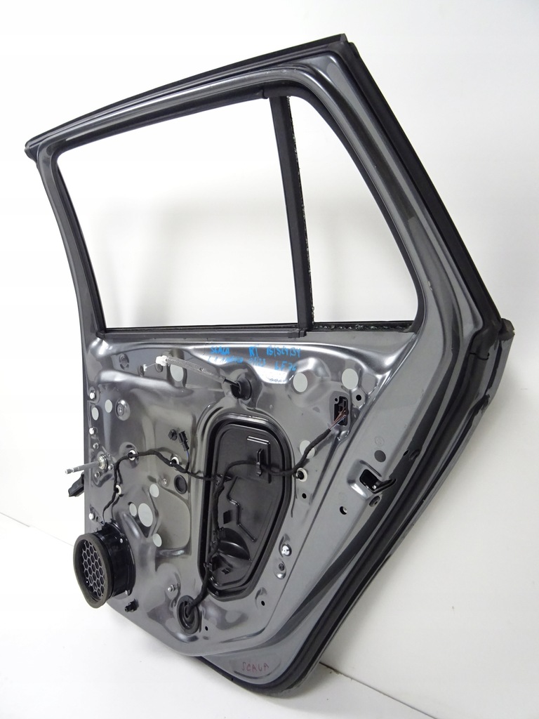 фото №16, Skoda scala дверь правое задняя lf7c rok 2022