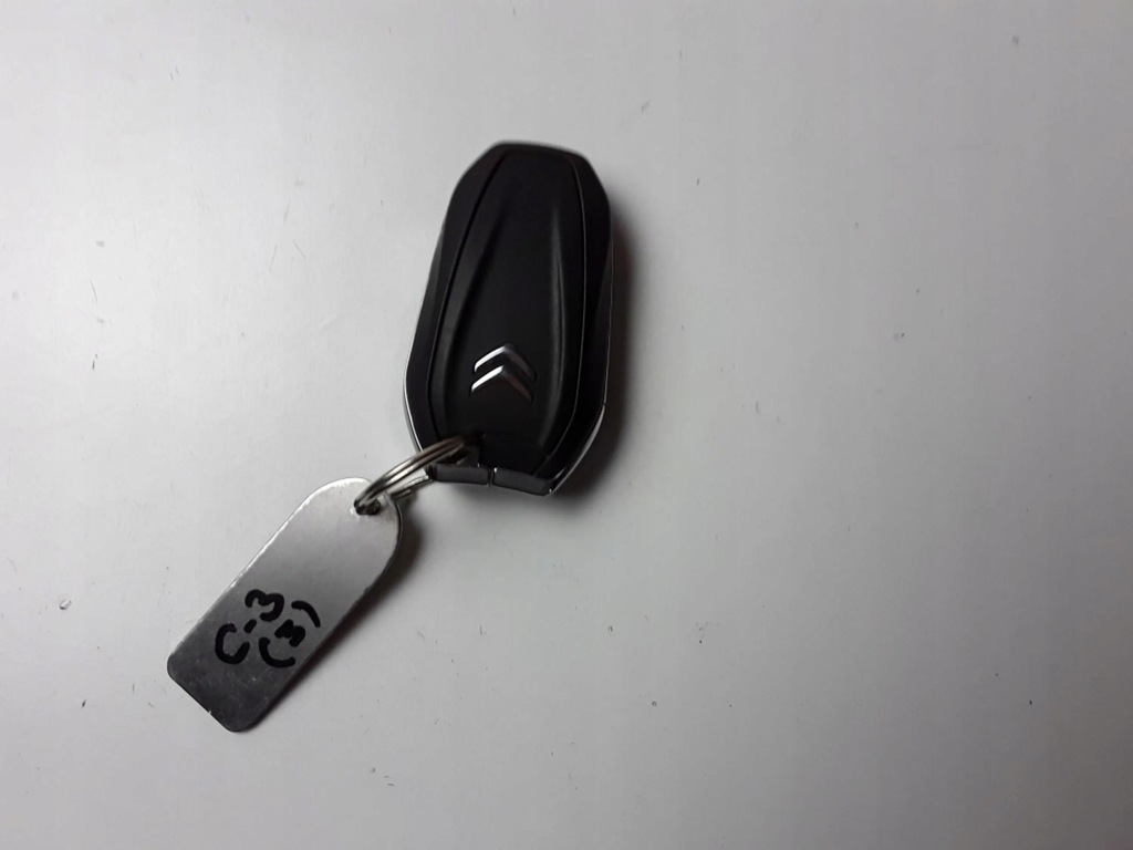 фото №1, 2019 citroen c3 aircross ключ lub карта c3aircros
