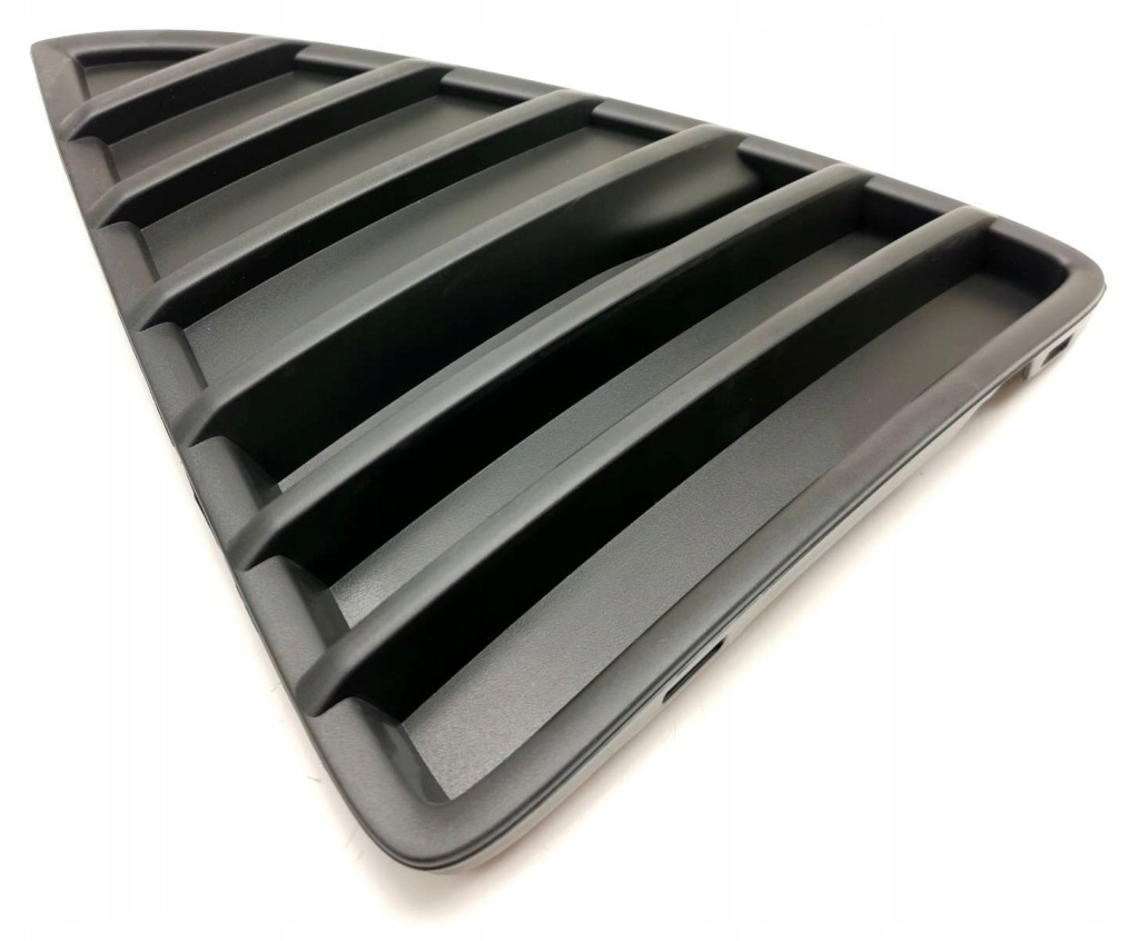 фото №1, Nowa решітка решітка радіатора бампера ford focus mk3 1718737