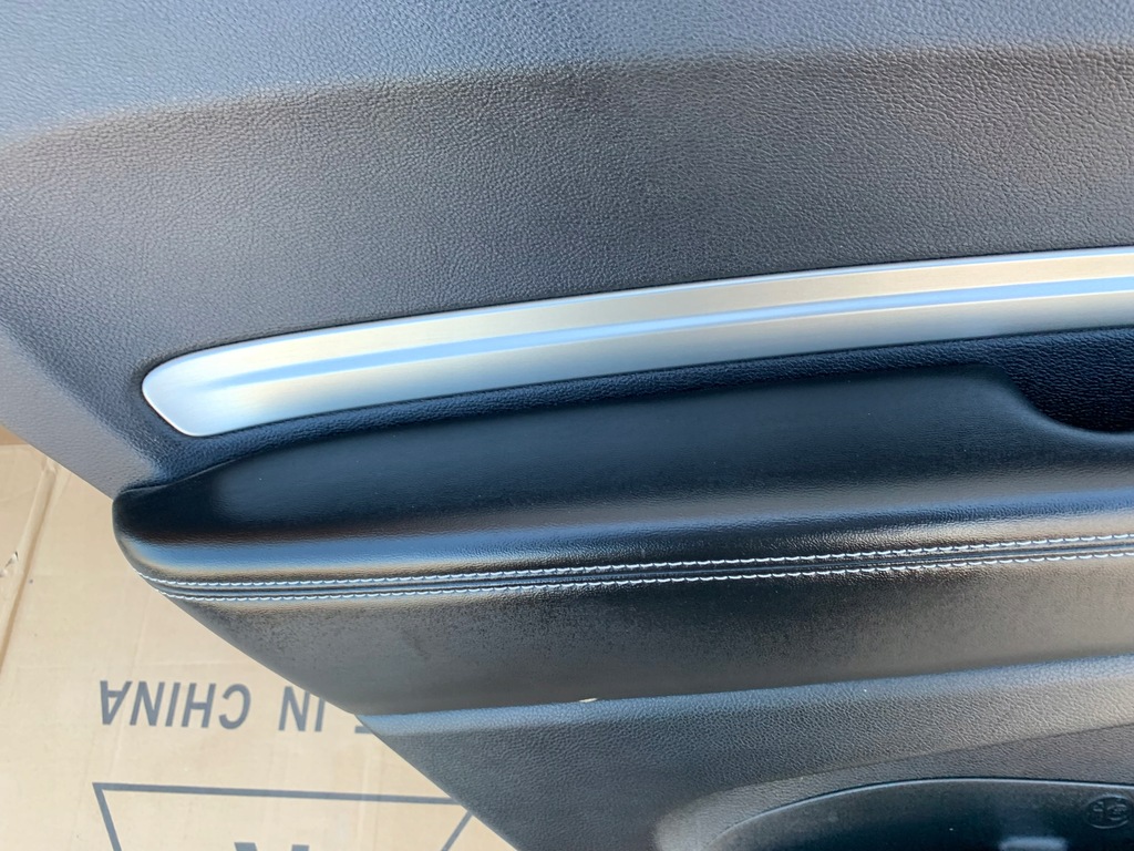 фото №7, Обшивка двері лівих задня dodge durango 3.6 16-