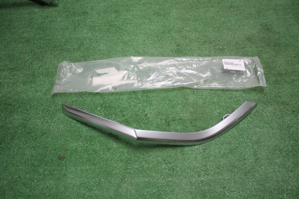 фото №1, Hyunadi santa fe iv 2018- молдинг хром левый бампера задняя оригинал