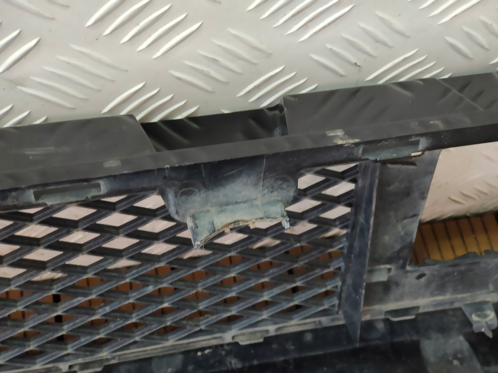 фото №11, Mercedes g-klasa w463 lift 17- amg решётка бампера a4638851100 оригинальный номер