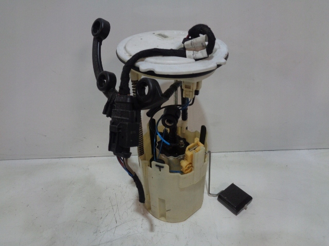 фото №1, Помпа топлива mercedes w245 w169 2,0cdi 05-11