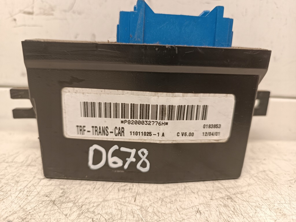 Купити Renault оригінальний номер p8200032776h