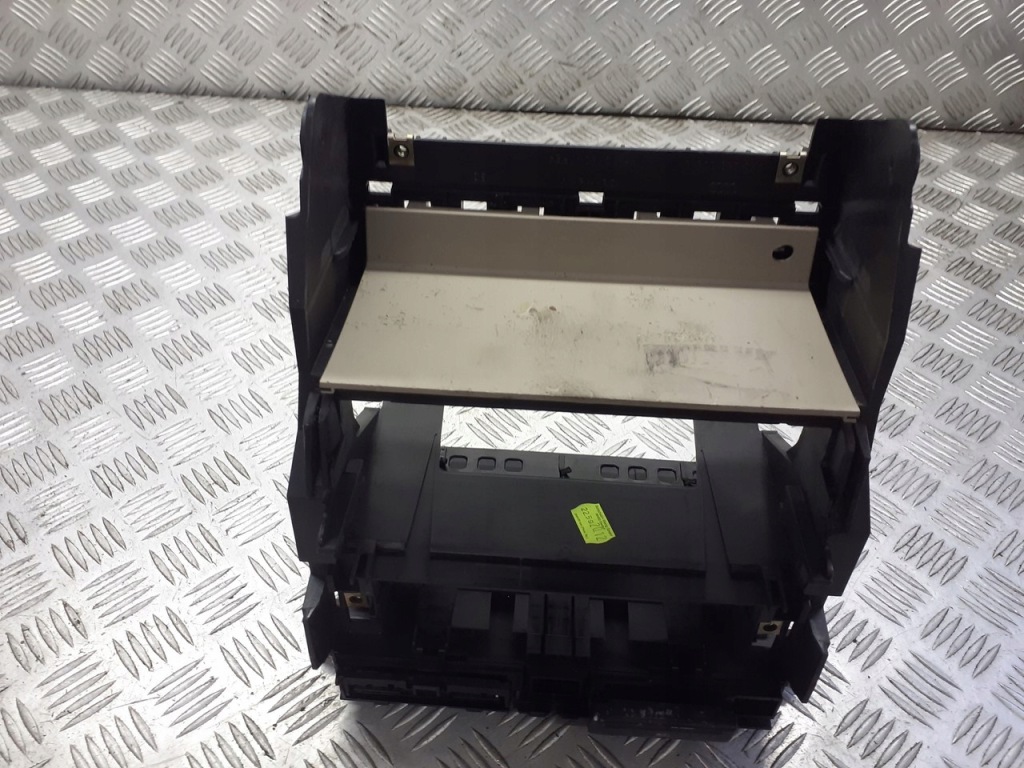 фото №1, Консоль средняя рамка audi a4 b6 2.0 8e0858005b