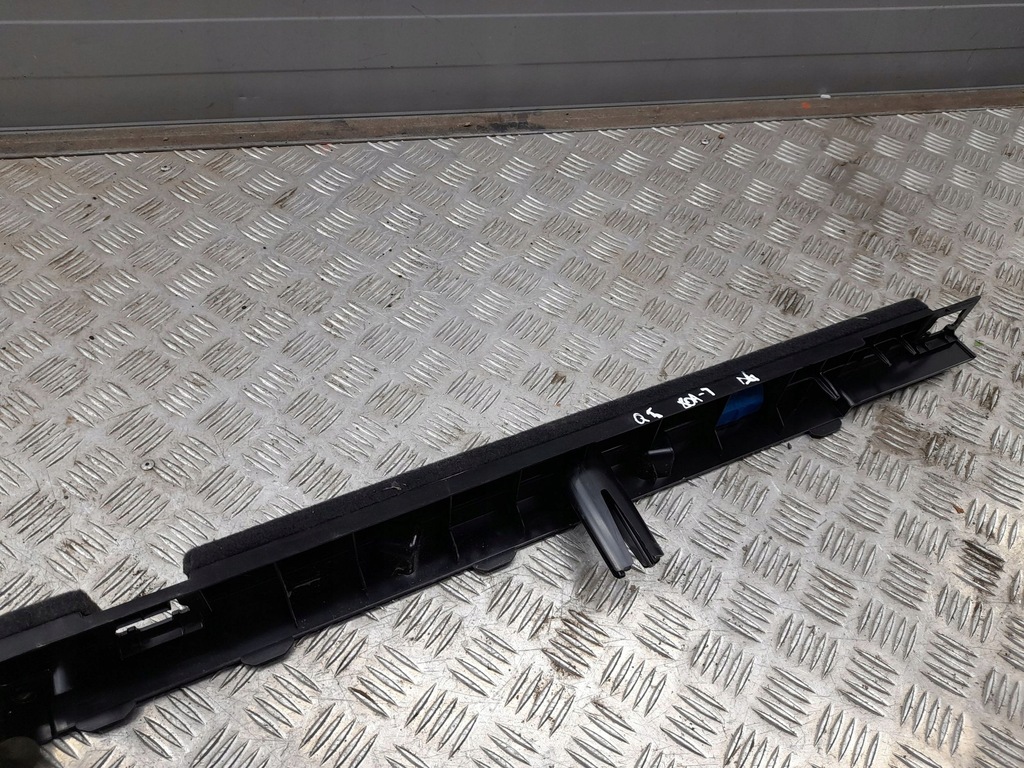 фото №5, Audi q5 sq5 2018 задняя сторона правая другое элементы отделка багажника