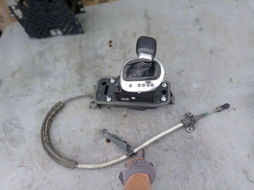 фото №1, Домкрат передач автоматична коробка передач vw touran 1t1713025l