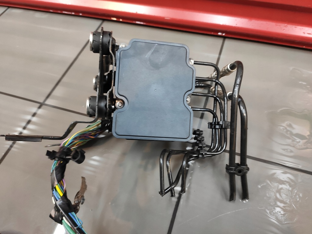 фото №8, Jaguar xf ii x260 3.0d насос гальмівна abs блок керування роз'єми оригінал