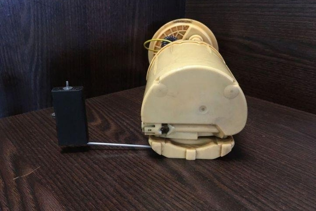 фото №8, Насос бака топлива vw crafter 30-50 flatbed 2f_ 2e0919050g 2.5l дизель