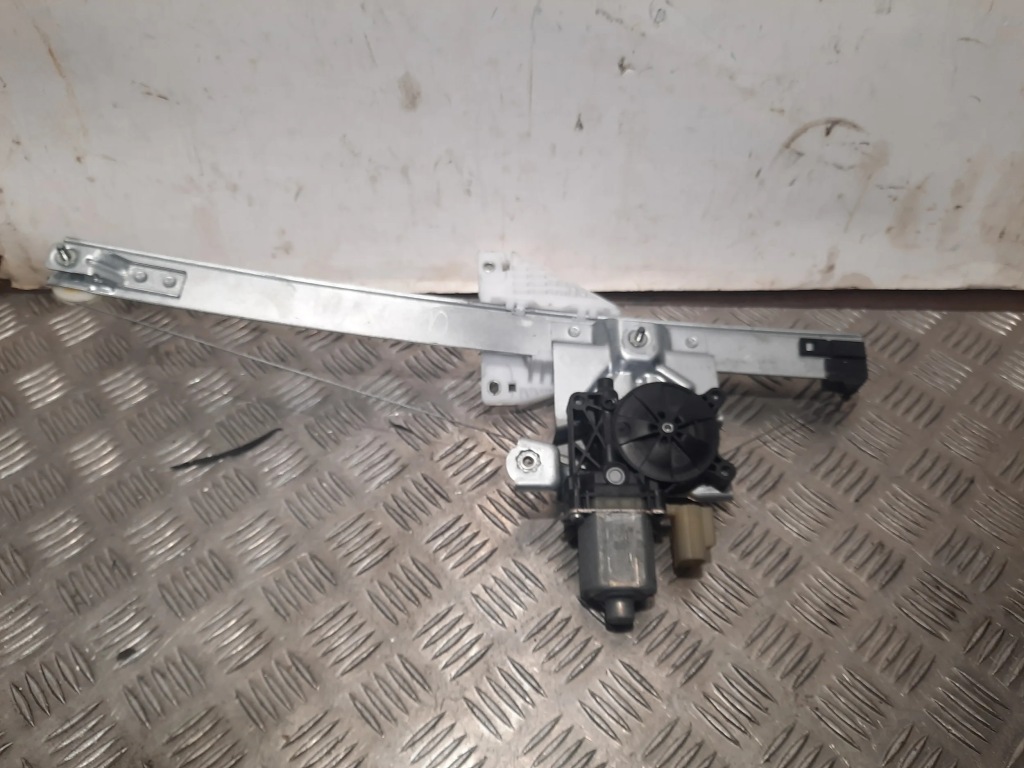 фото №1, Ford escape cm09318006 задняя правая подъемники окон