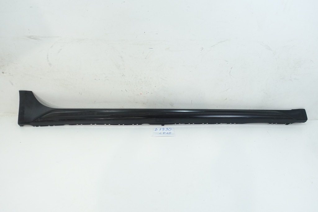 фото №1, Молдинг поріг права audi a4 b9 lift kombi allroad