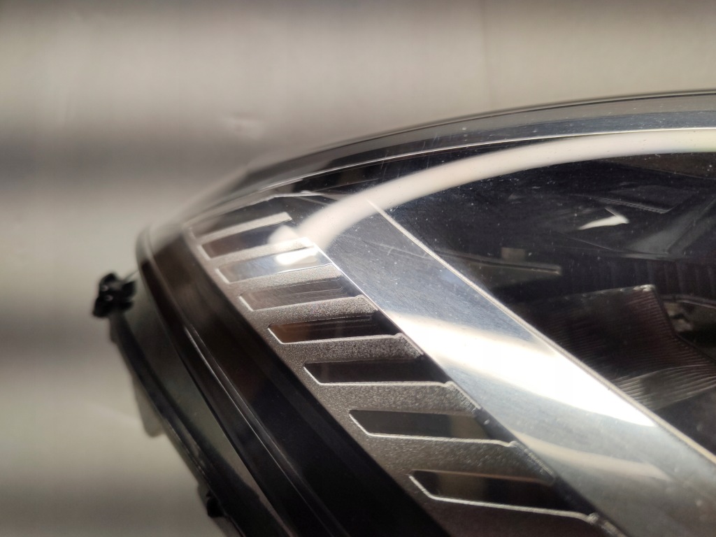 фото №4, Renault clio v full led лампа правий перед 260108676r
