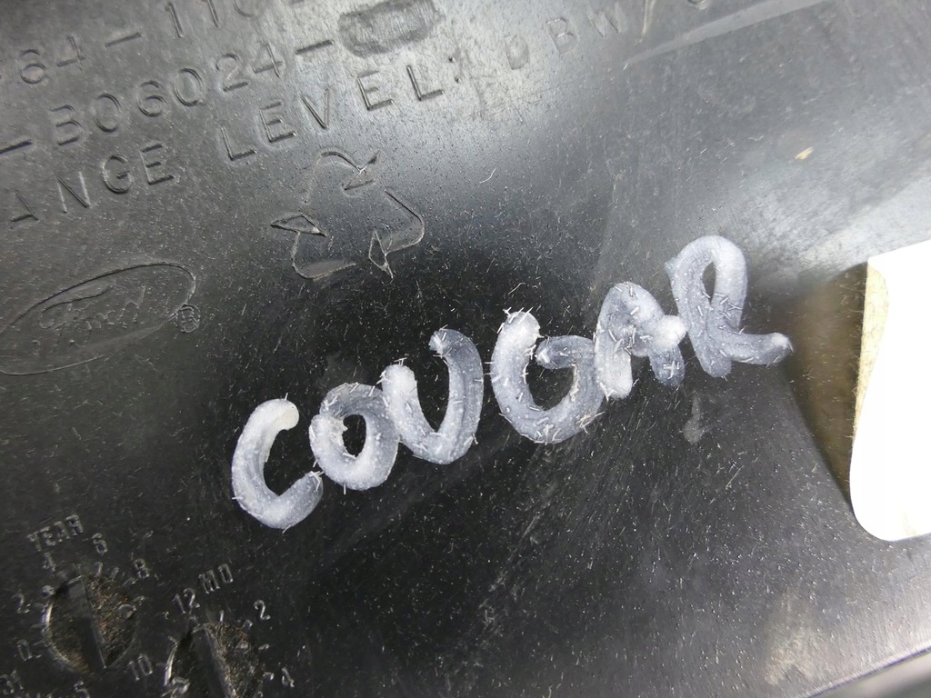 фото №8, Ford cougar бардачок пассажира полка