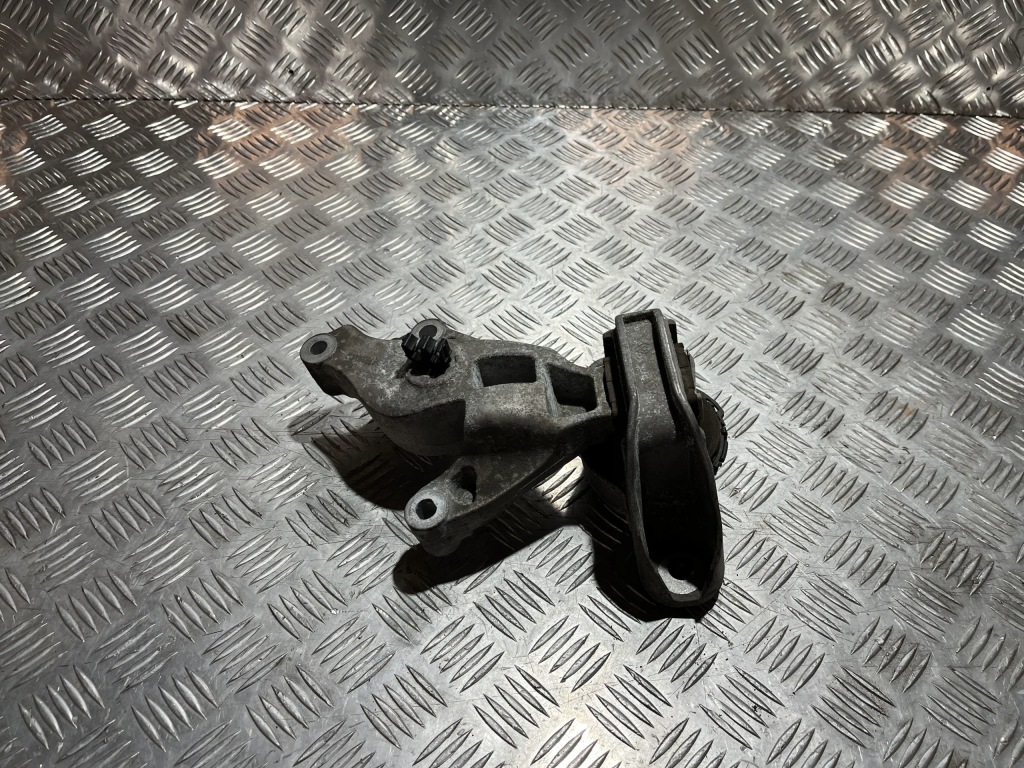 фото №1, Кронштейн подушка двигателя dacia duster ii 18- 1.0 tce