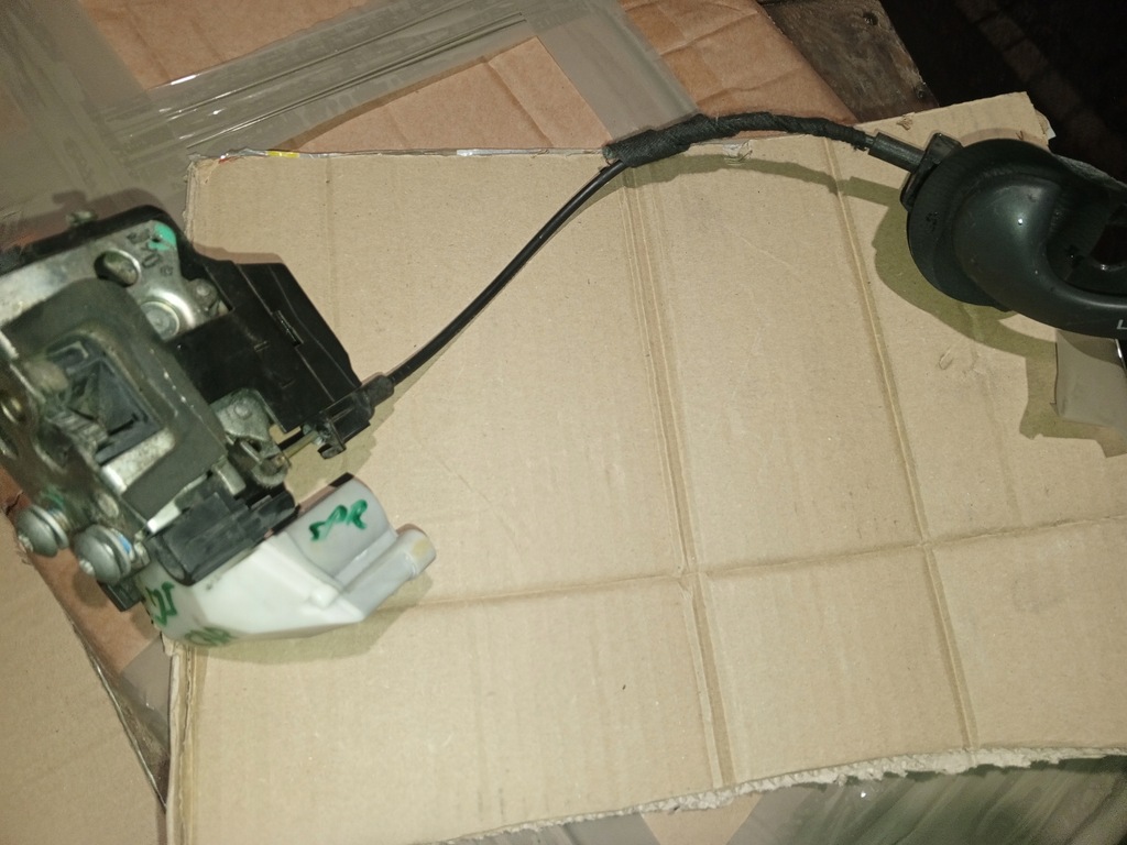 фото №13, Замок двері центральний albea palio лівий водій