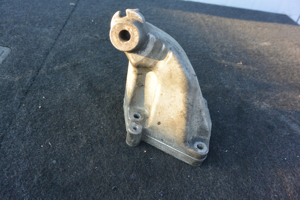 фото №1, Кронштейн двигателя 642 3.0 cdi mercedes w211