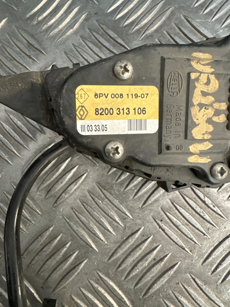 фото №2, Потенціометр газу renault master ii 8200313106