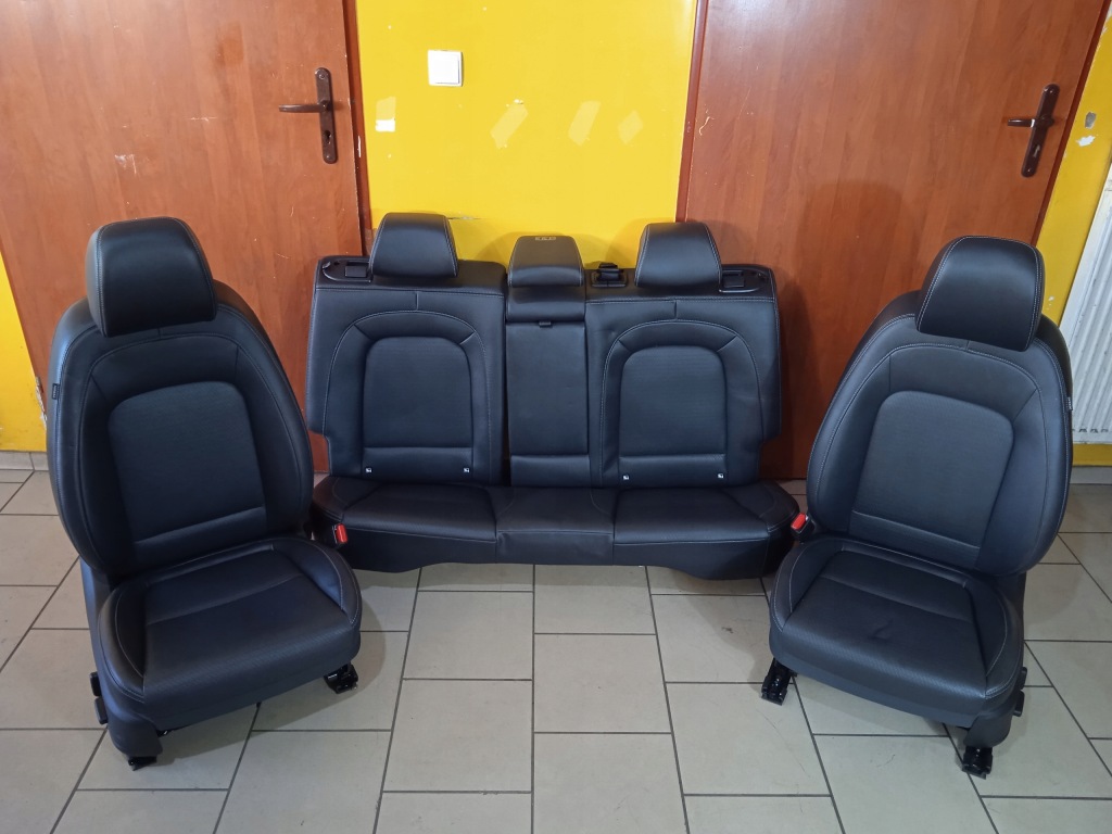 фото №1, Hyundai kona сиденья перед заднее сиденье задняя кожа