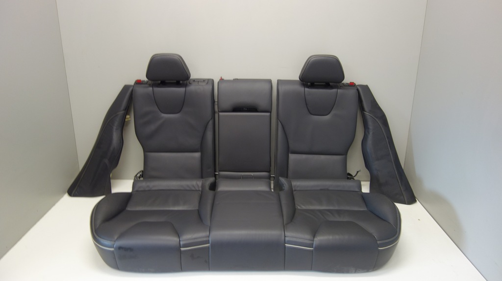 фото №7, Volvo xc60 i r-design сиденья заднее сиденье обшивки