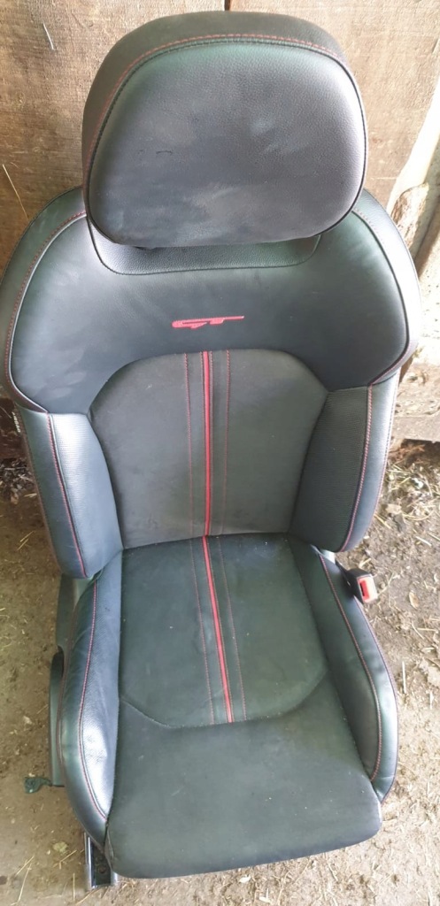 фото №3, Kia pro ceed обшивки дверь сиденья