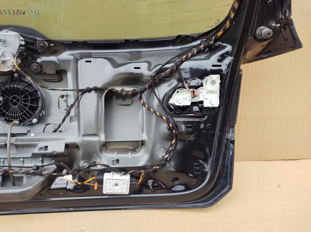 фото №15, Крышка багажника задняя задняя vw golf 7 vii sportsvan 2015 eu целая