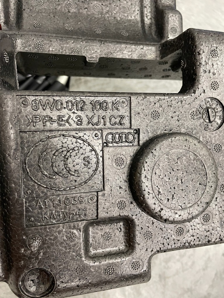 фото №5, Пенополистирол вкладыш багажника набор ремонтный a5 8w оригинал 8w0