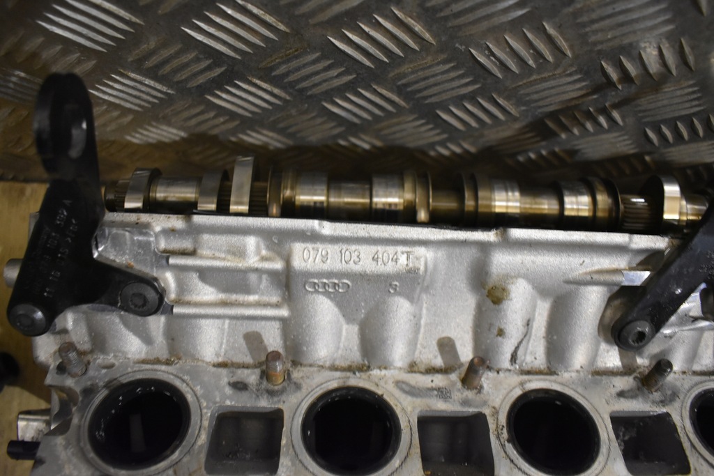 фото №9, Idealna головка двигуна права cylider 1 - 4 cwu cwuc audi rs6 rs7 c7 1