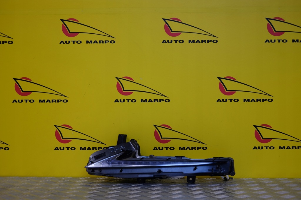 Lexus is250 фара led drl ліва Ціна