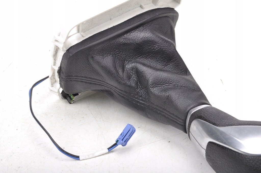 фото №2, Ford b-max чехол ручка переключения передач led