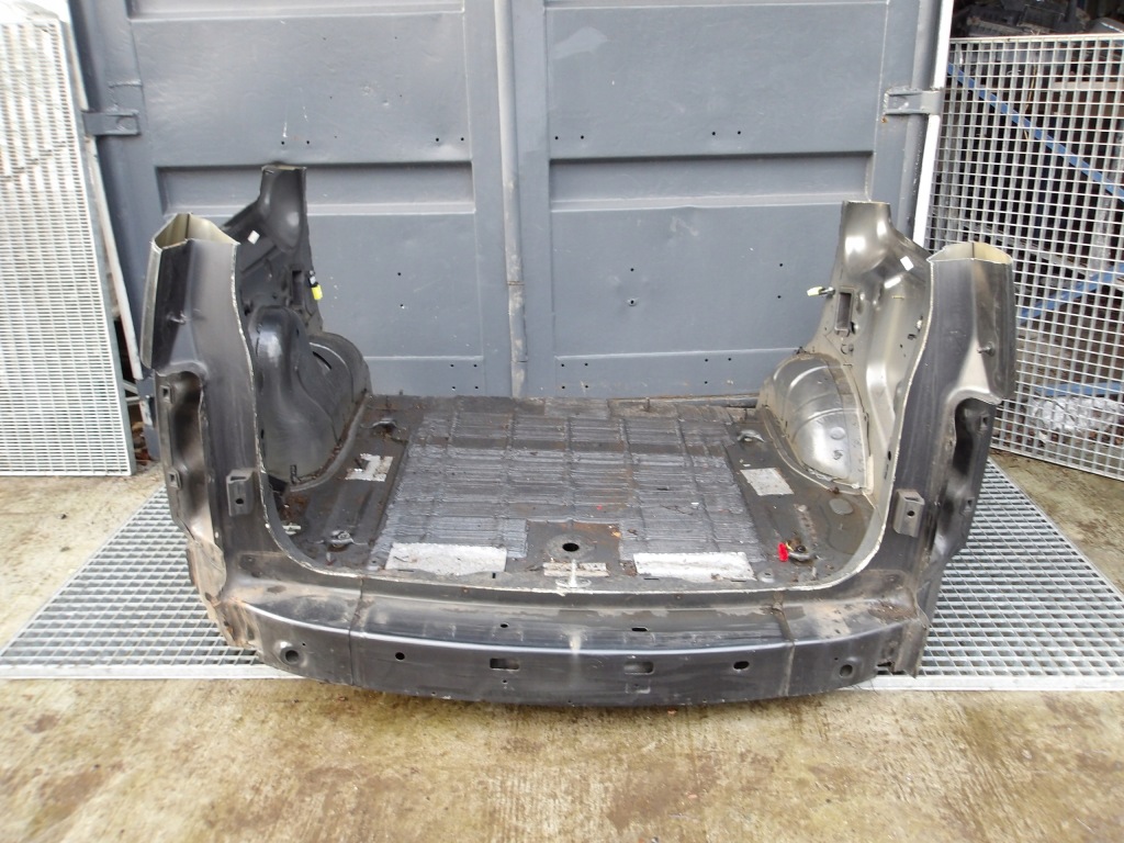 фото №1, Dodge nitro pas задний крыло правый левый поддон задняя