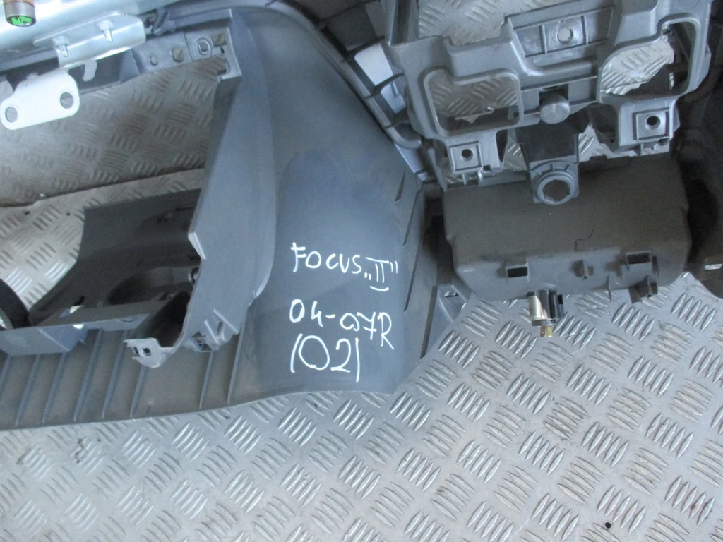 фото №8, Приборная панель консоль ford focus ii 04-07r