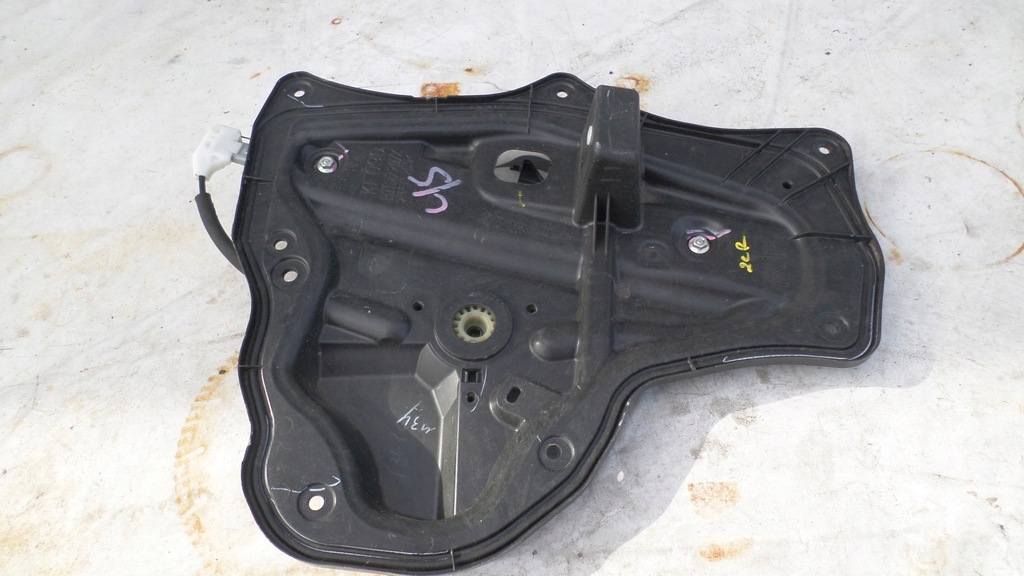 фото №2, Подъемник окон правый задняя mazda 3 iii