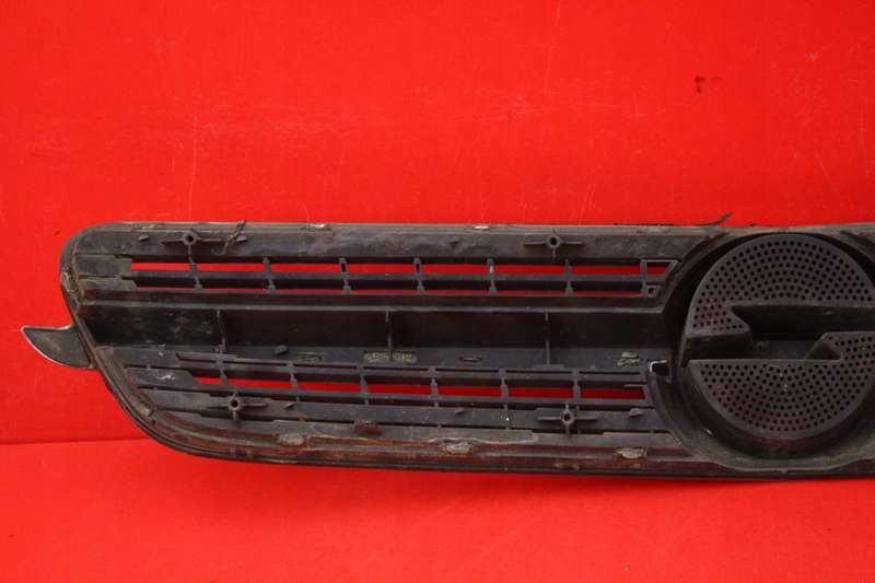 фото №8, Решётка радиатора решётка радиатора czarna 13103966 opel vectra c 02-05