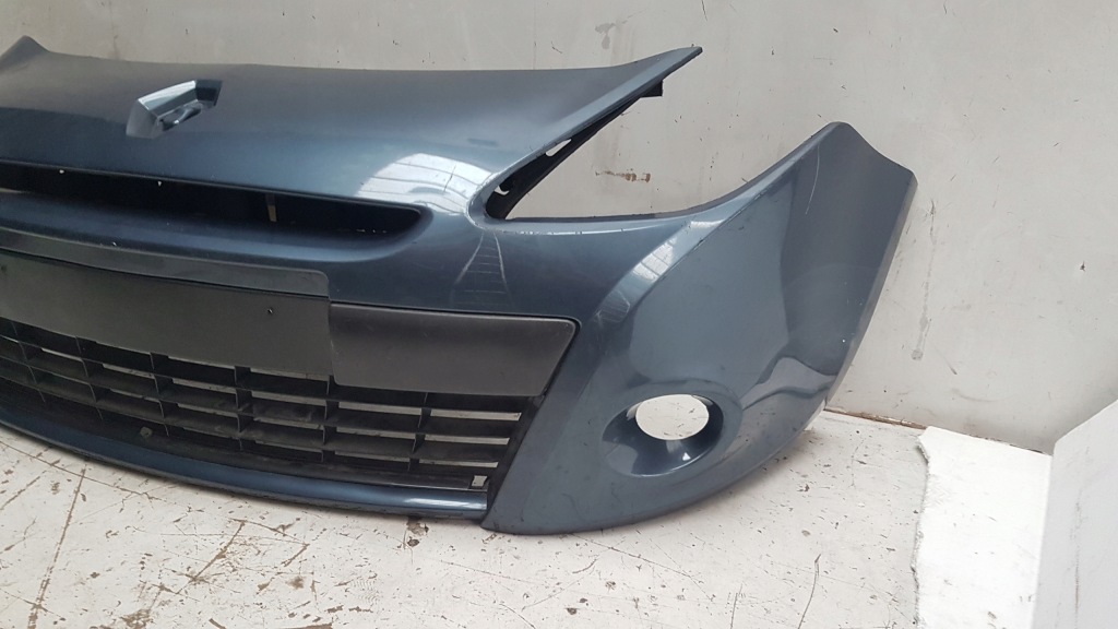 Бампер перед передний renault clio 3 рестайлинг  195 Доставка