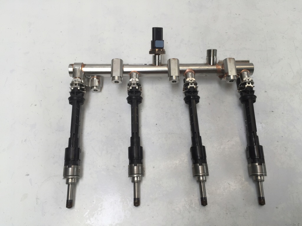 фото №1, Qashqai iii j12 1.3 2022 молдинг впрыскная форсунки