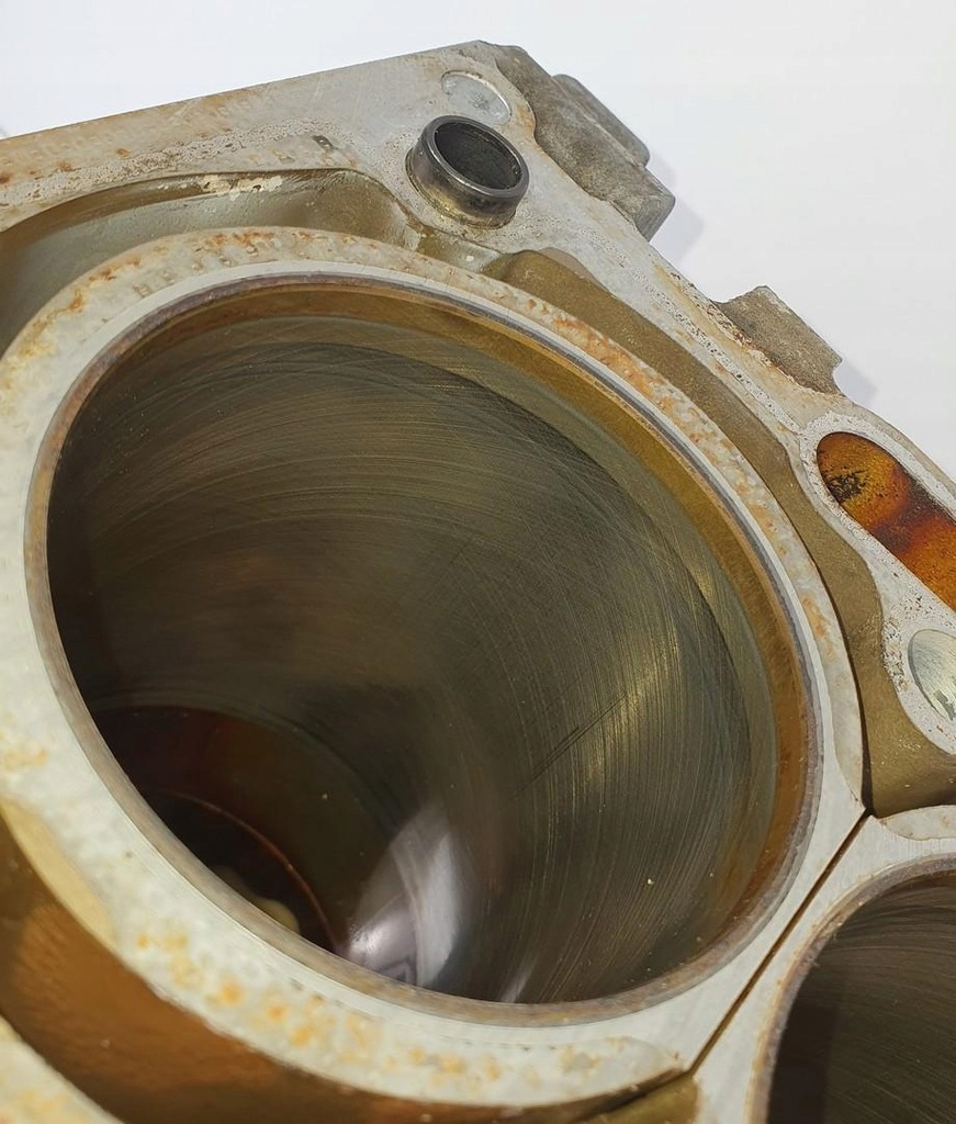 фото №7, Блок двигателя volvo v50 2.4 b b5244s