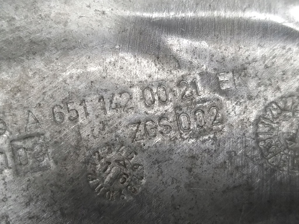 Купить Накладка тепловая коллектор выхлоп w205 рестайлинг  c220 2.2 cdi 651921 a6511420021