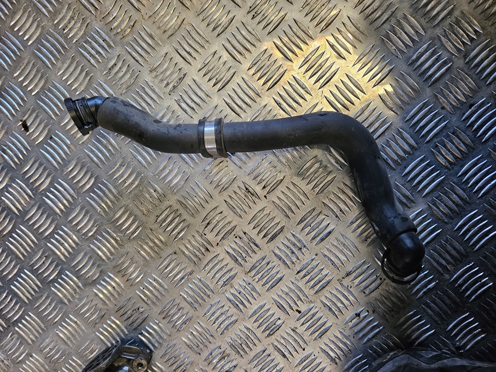 фото №1, Шланг wody труба wąż mercedes atego 1518 9341301557 оригінальний номер