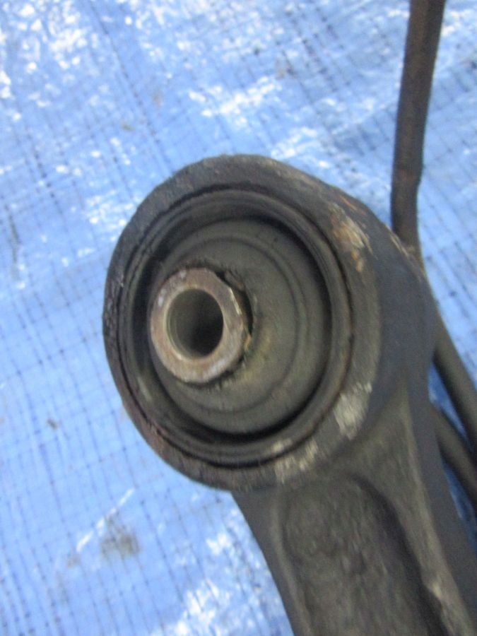 фото №8, Suzuki jimny 2003 рычаг перед