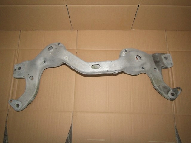 Купить Porsche cayenne кронштейн балка кронштейн двигателя