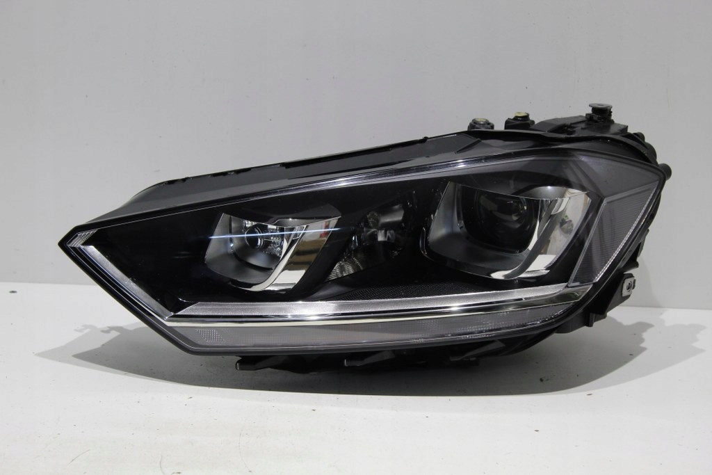 фото №1, Vw golf vii sportsvan ксенон левый идеальное состояние