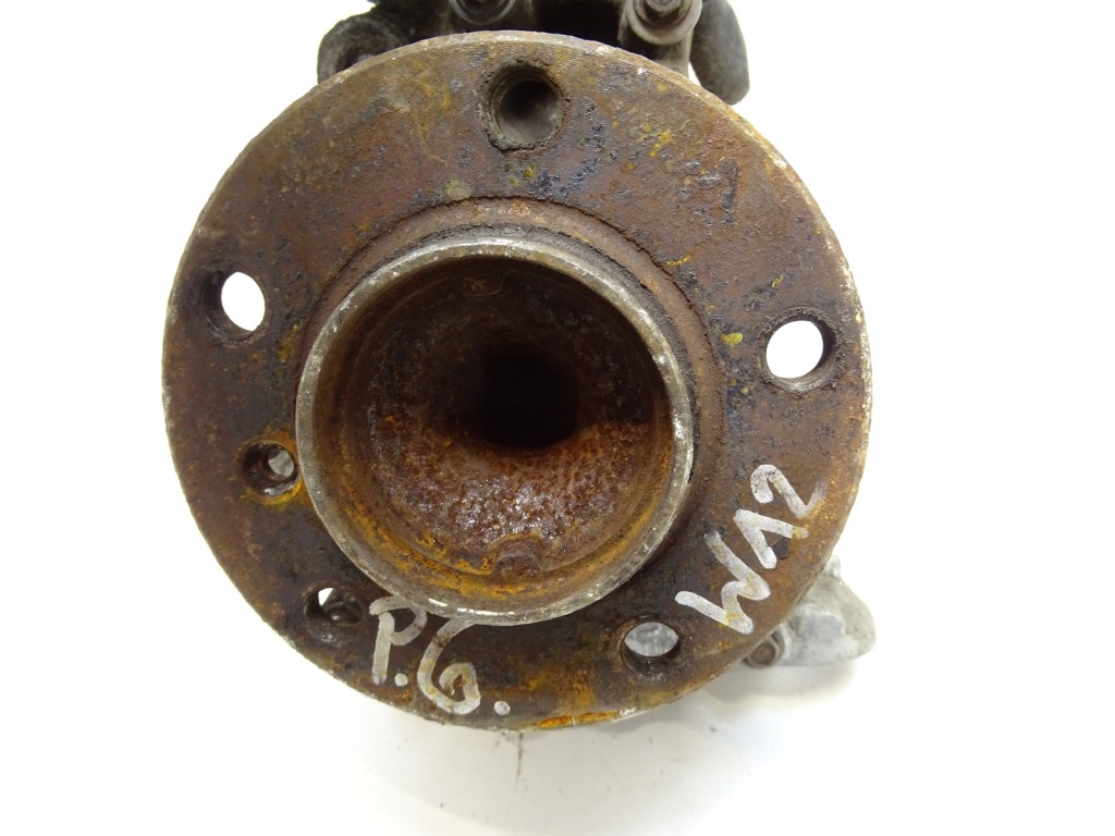 Купить Поворотный кулак правый перед правая 6792286 2.0 d bmw f20 f21