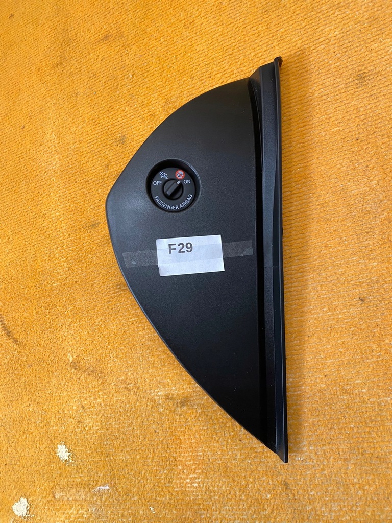 фото №1, Защита консоли правая renault captur i 698209511r