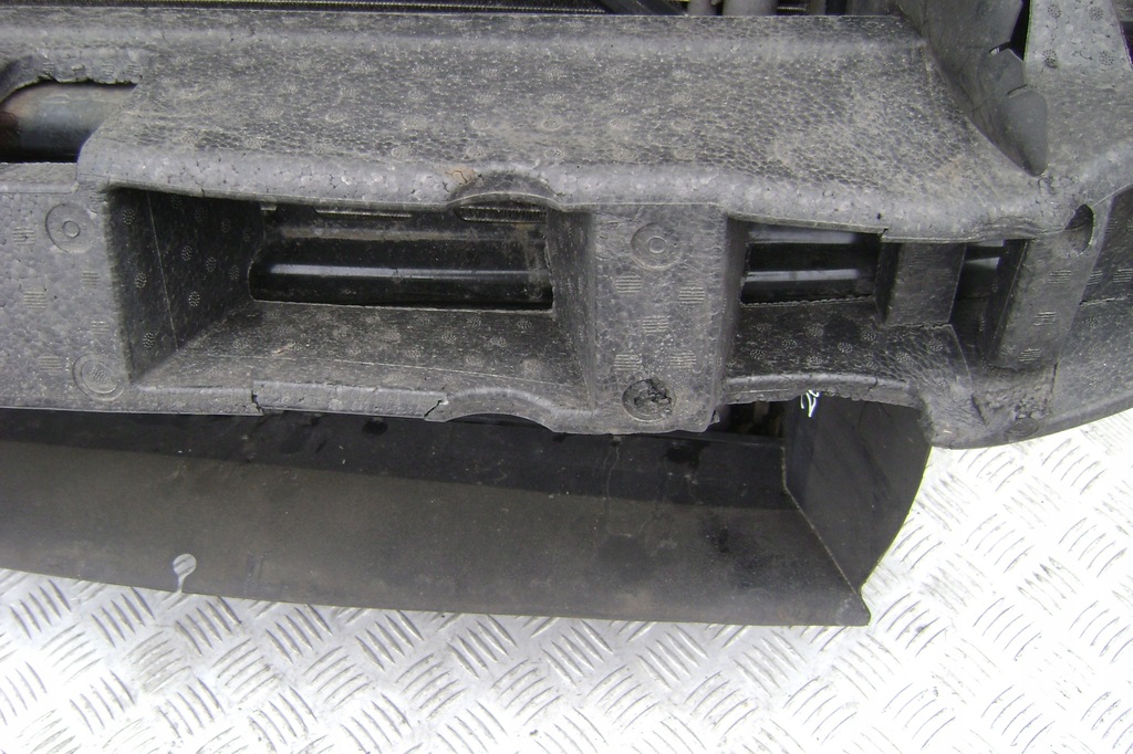 фото №5, Skoda octavia iii 1.6 tdi - pas передній kompletny