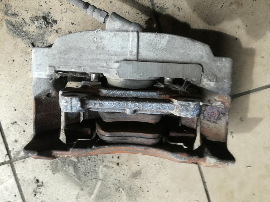 фото №3, Volvo v60 s60 ii 2010 - 2018 rok суппорт тормозной левый перед