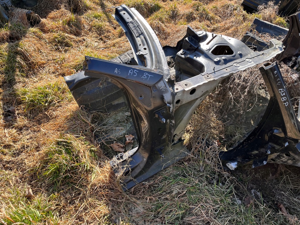 фото №3, Audi a5 8t четверть перед правая подкрылок