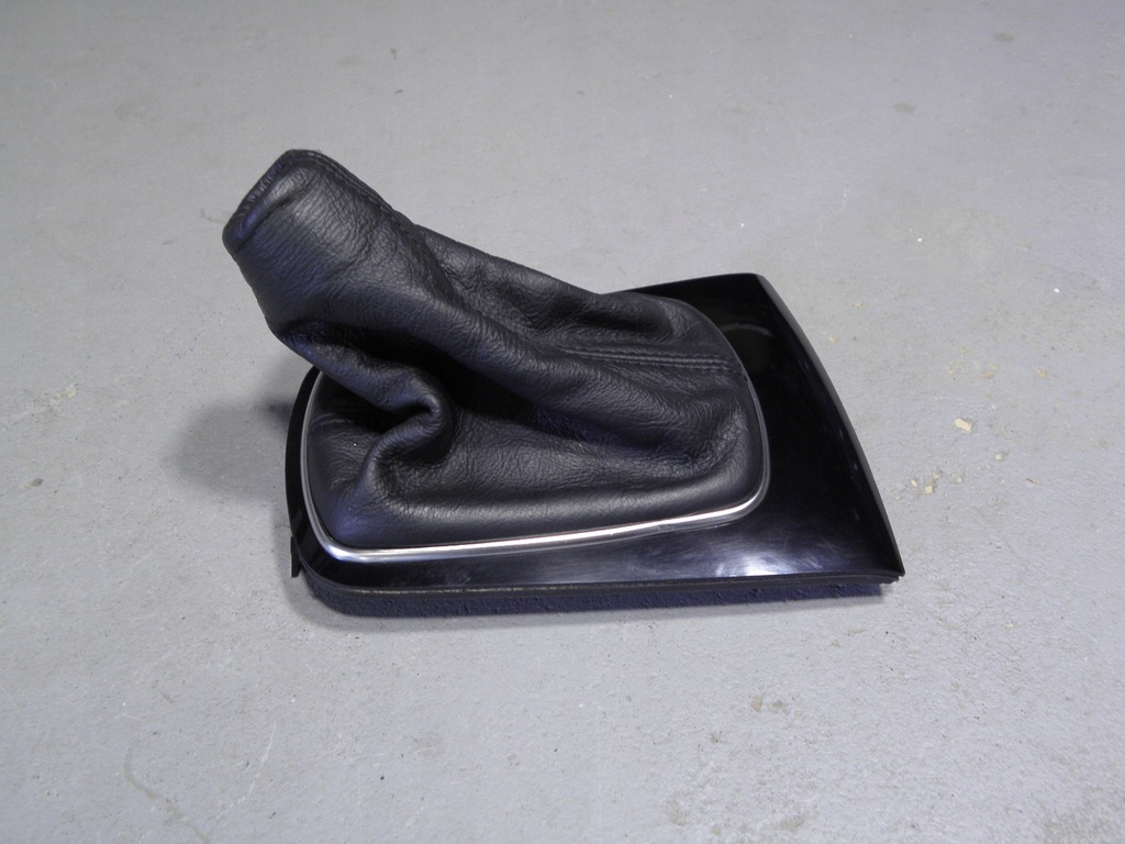 фото №1, Audi a3 8l // рамка чохол передач 8l0864261c