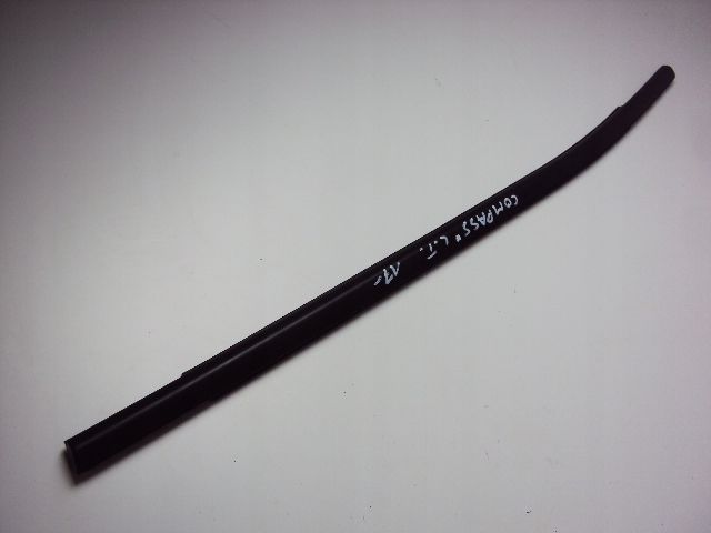 фото №1, Молдинг ущільнювач лівий задня jeep compass 2017-